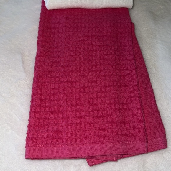 ENVOGUE Valentines Day Set of 3 100% Cotton Kitchen Towels New - Picture 3 of 7